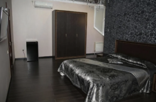 Гостиница Luxor Ессентуки Номер люкс с 1 двуспальной кроватью-5