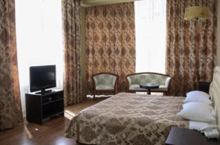 Гостиница Luxor Ессентуки Номер полулюкс с 1 двуспальной кроватью-3